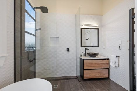 Photo of property in 17 Bank Street, Mount Eden, Auckland, 1024