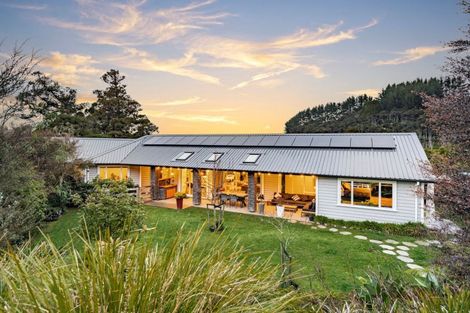 Photo of property in 101 Mount Albion Rise, Taupaki, Henderson, 0782