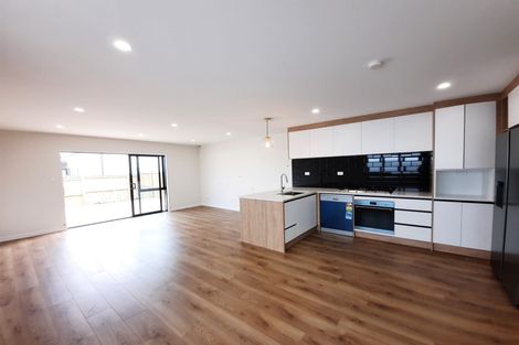 Photo of property in 11 Te Rauroha Street, Papakura, 2110