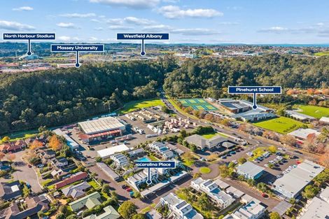 Photo of property in 17/5 Carolina Place, Albany, Auckland, 0632