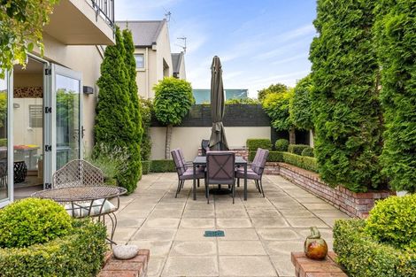 Photo of property in 3/104 Papanui Road, Merivale, Christchurch, 8014