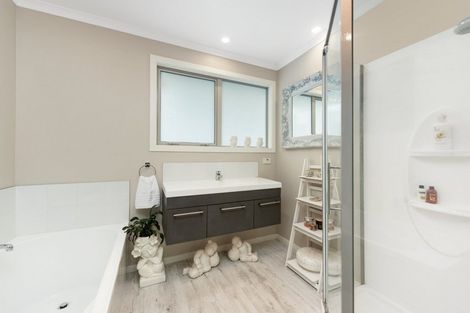 Photo of property in 23 Columba Place, Matua, Tauranga, 3110