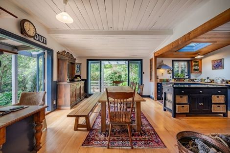 Photo of property in 592 Le Bons Bay Road, Le Bons Bay, Akaroa, 7583