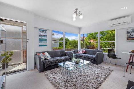 Photo of property in 1/1 Cambria Road, Devonport, Auckland, 0624