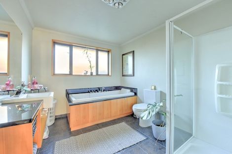 Photo of property in 6 Robina Place, Gore, 9710