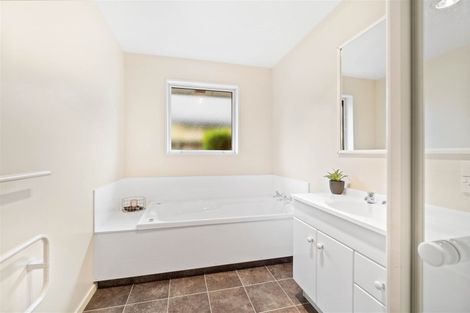 Photo of property in 3 Glencullen Drive, Casebrook, Christchurch, 8051