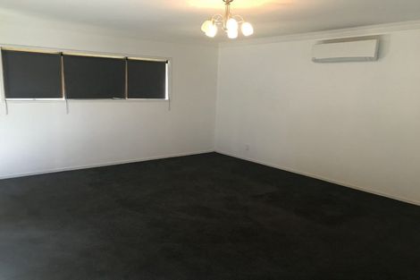 Photo of property in 59 Chedworth Avenue, Chedworth, Hamilton, 3210