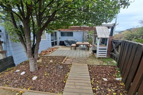 Photo of property in 12 Rata Street, Kaka Point, Balclutha, 9271