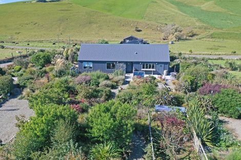 Photo of property in 1/102 Beach Road, Awamoa, Oamaru, 9495