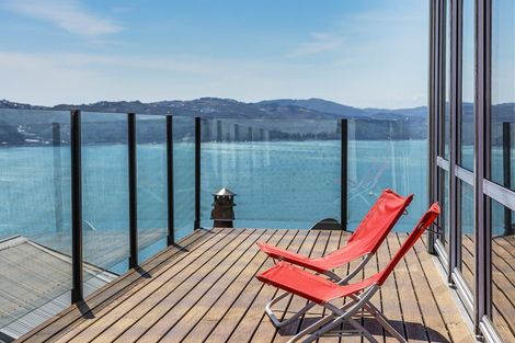 Photo of property in 2 Robieson Lane, Roseneath, Wellington, 6011