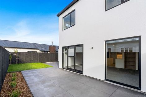 Photo of property in 1a Mcfaddens Road, St Albans, Christchurch, 8052