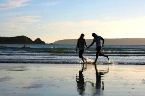 Photo of property in 25a-d Tireti Road, Titahi Bay, Porirua, 5022