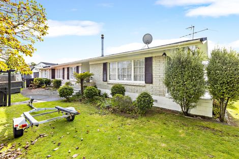 Photo of property in 1 Sunnypark Avenue, Rosehill, Papakura, 2113
