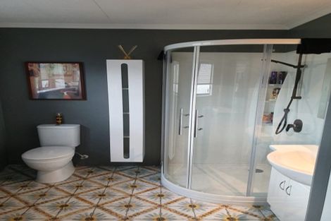 Photo of property in 42a South Road, Blagdon, New Plymouth, 4310