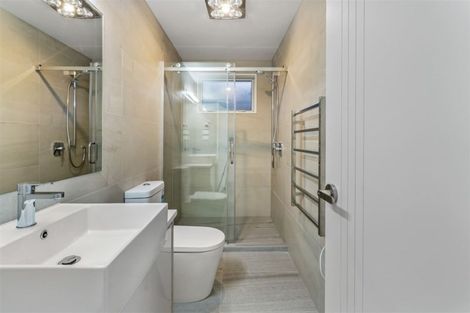 Photo of property in 24 Koropa Road, Flat Bush, Auckland, 2019