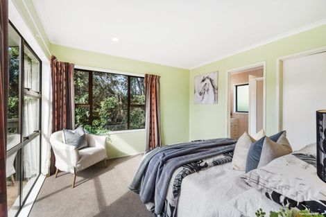 Photo of property in 10a Stillwater Crescent, Stillwater, Silverdale, 0993