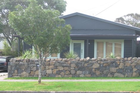 Photo of property in 32 Mozeley Avenue, Devonport, Auckland, 0624