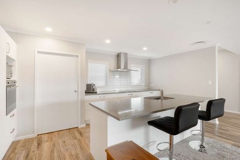 Photo of property in 34 Tirimoana Place, Otamatea, Whanganui, 4501