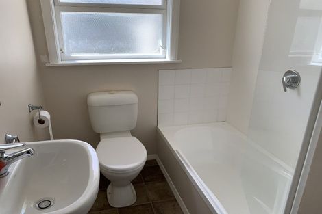 Photo of property in 10 Eton Place, Levin, 5510