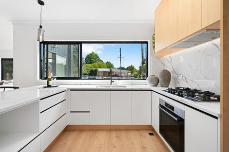 Photo of property in 1/11 Comries Road, Chartwell, Hamilton, 3210