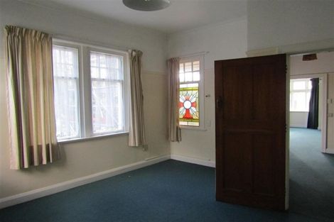 Photo of property in 44 Majoribanks Street, Mount Victoria, Wellington, 6011