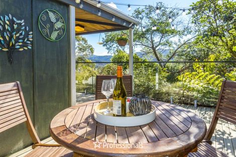 Photo of property in 10 Hobbit Lane, Pinehaven, Upper Hutt, 5371