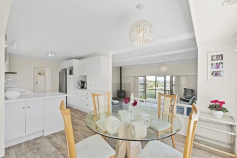 Photo of property in 5 Ladies Mile, Manly, Whangaparaoa, 0930