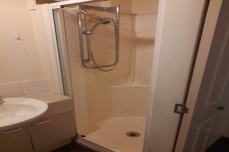 Photo of property in 2b/66 Mount Eden Road, Mount Eden, Auckland, 1024