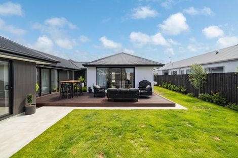 Photo of property in 11 Letitia Street, Burwood, Christchurch, 8083