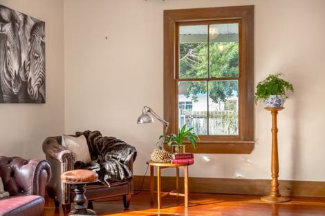 Photo of property in 234 Main Street, Greytown, 5712