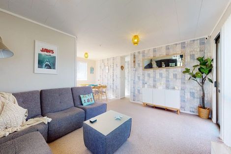 Photo of property in 120 Park Avenue, Waitarere Beach, Levin, 5510