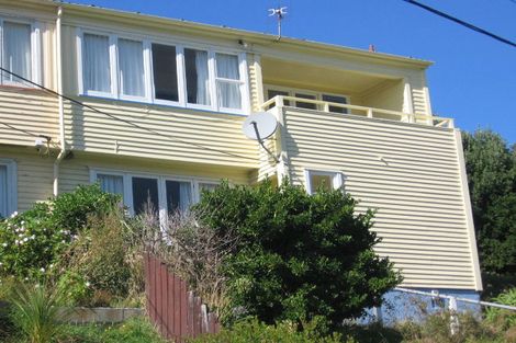 Photo of property in 4 Walden Street, Strathmore Park, Wellington, 6022