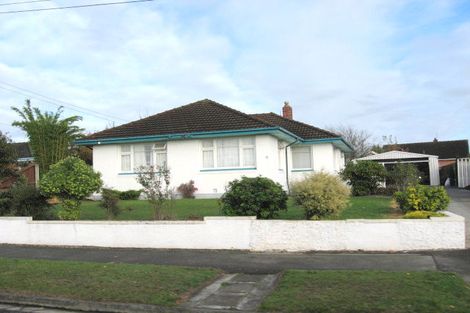 Photo of property in 19 Fenchurch Street, Northcote, Christchurch, 8052