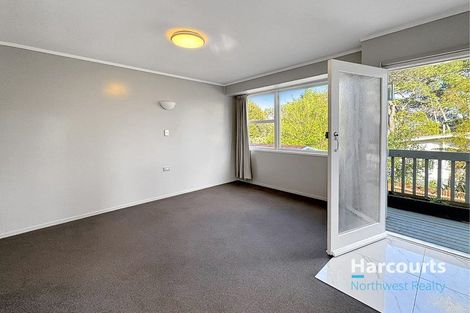 Photo of property in 50 Rehia Road, Massey, Auckland, 0614