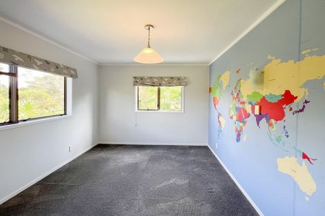 Photo of property in 22 Blundell Place, Chatswood, Auckland, 0626