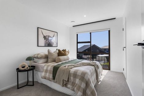 Photo of property in 1 Tauhinu Road, Greenhithe, Auckland, 0632