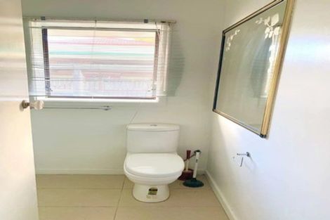 Photo of property in 26 Swanson Road, Henderson, Auckland, 0610