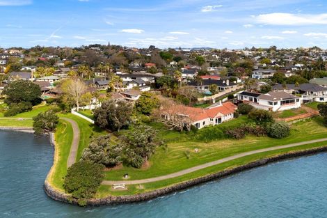 Photo of property in 30 Sanctuary Point, Sunnyhills, Auckland, 2010