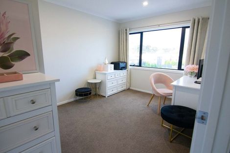 Photo of property in 33 Ridgedale Crescent, Flagstaff, Hamilton, 3210