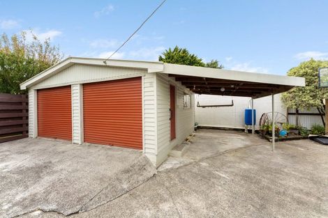 Photo of property in 76 Lethbridge Street, Feilding, 4702