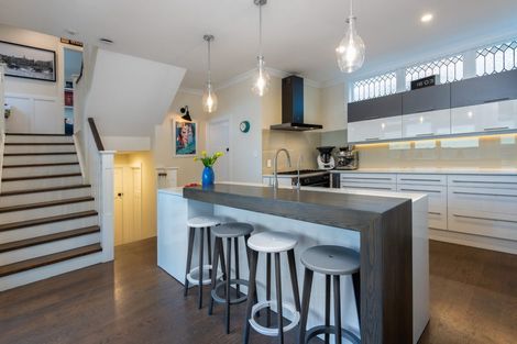 Photo of property in 33 Ewen Street, Hauraki, Auckland, 0622