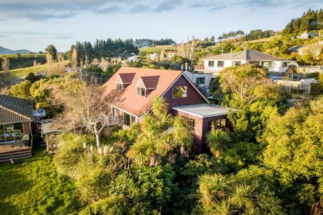 Photo of property in 30 Porterfield Street, Macandrew Bay, Dunedin, 9014