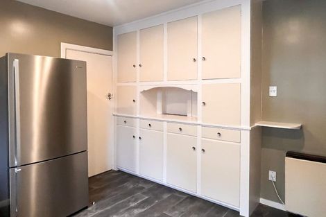 Photo of property in 20 Centaurus Road, Cashmere, Christchurch, 8022