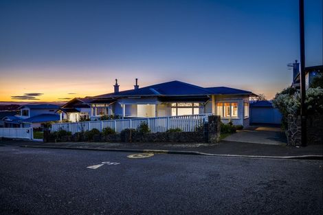 Photo of property in 42 Simla Terrace, Hospital Hill, Napier, 4110