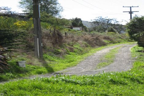 Photo of property in 11 Garden Terrace, Picton, 7220