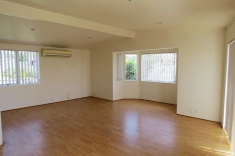 Photo of property in 11 Belt Road, Moturoa, New Plymouth, 4310