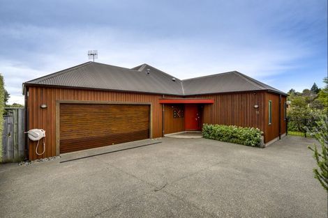 Photo of property in 72 Rochfort Road, Havelock North, 4130