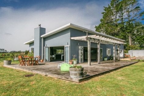 Photo of property in 1271 Upland Road, Egmont Village, Inglewood, 4386