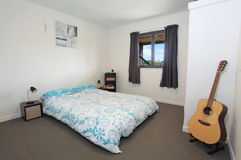 Photo of property in 61a Lorenzen Bay Road, Raglan, 3225