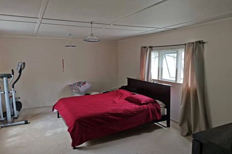 Photo of property in 49 Lavery Place, Sunnynook, Auckland, 0632